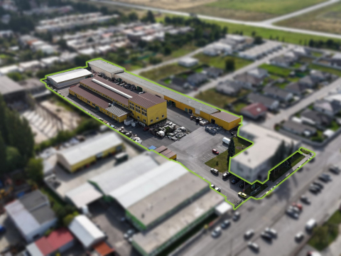Výrobný areál v priemyselnej časti mesta Senica