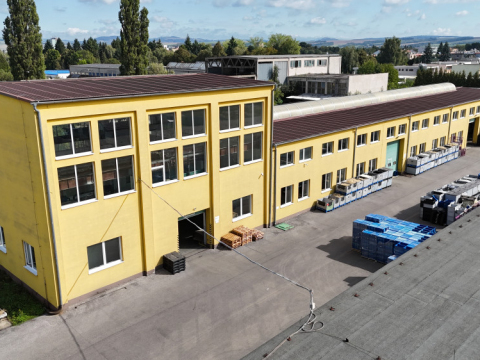 Výrobný areál v priemyselnej časti mesta Senica