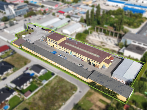 Výrobný areál v priemyselnej časti mesta Senica