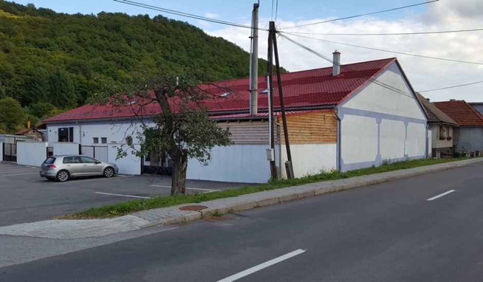 Priamy predaj mäsovýroby pri Krupine - skladovacie priestory Priamy predaj mäsovýroby pri Krupine - skladovacie priestory