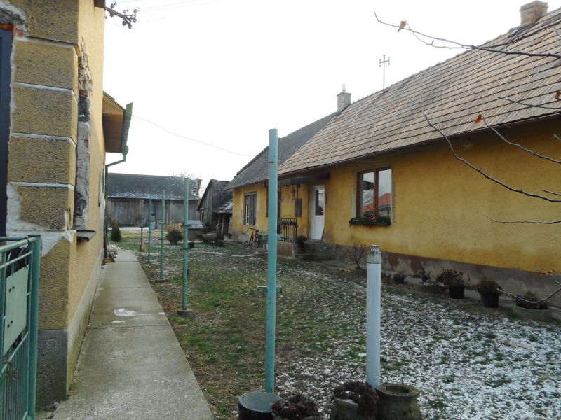 Dražba rodinného domu  v obci Javorinka - Galanta