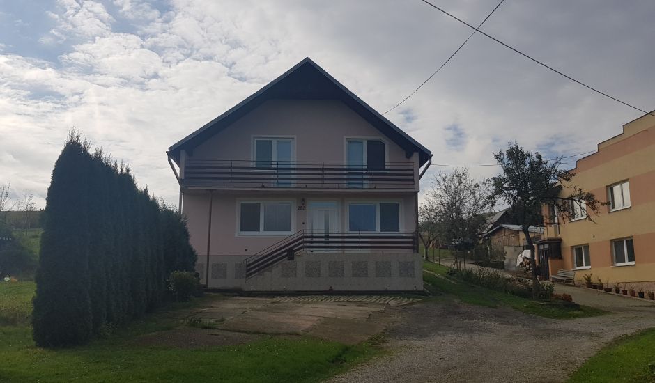 Pripravovaná dražba rodinného domu v Topoľovke Pripravovaná dražba rodinného domu v Topoľovke