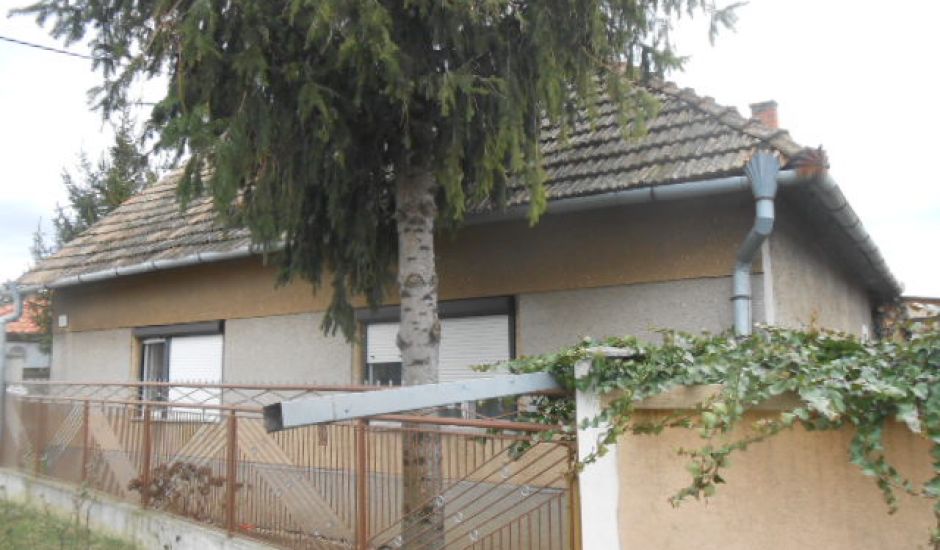 Dražba rodinného domu na Salibskej ulici v Tešedíkove Dražba rodinného domu na Salibskej ulici v Tešedíkove