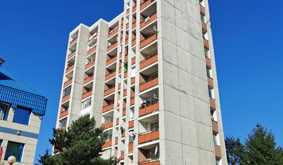 Dražba bytu na Sládkovičovej ulici v Žiari nad Hronom Dražba bytu na Sládkovičovej ulici v Žiari nad Hronom