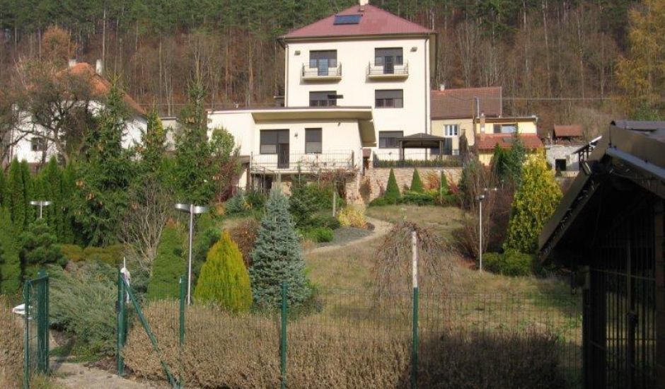 Rodinný dom v Trenčianskych Tepliciach. Rodinný dom v Trenčianskych Tepliciach.