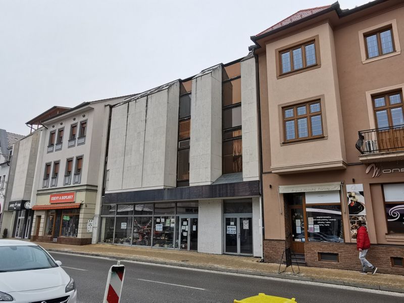 Polyfunkčná budova v Piešťanoch v TOP lokalite