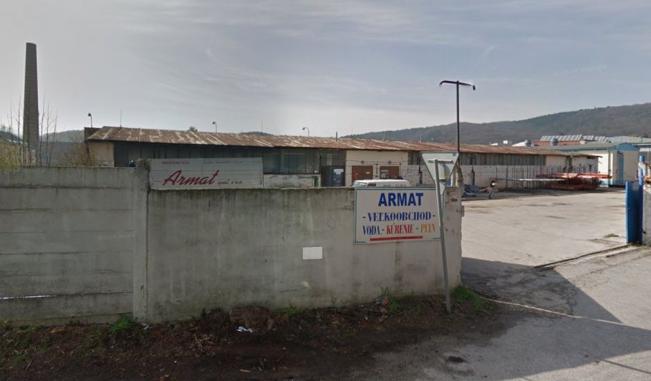 Dražba viacúčelového areálu v Trenčíne Dražba viacúčelového areálu v Trenčíne