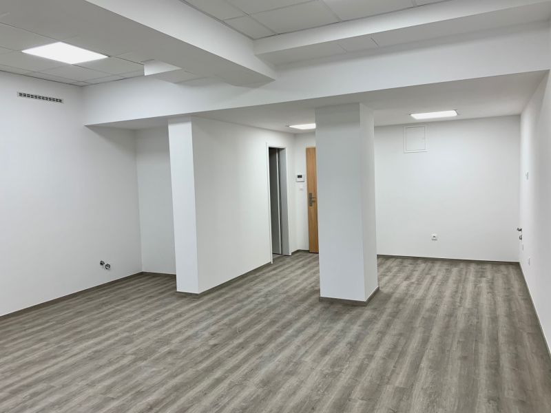 PREDAJ nebytových priestorov v centre Bratislavy na Gunduličovej ulici v lokalite Palisády a Prezidenský palác