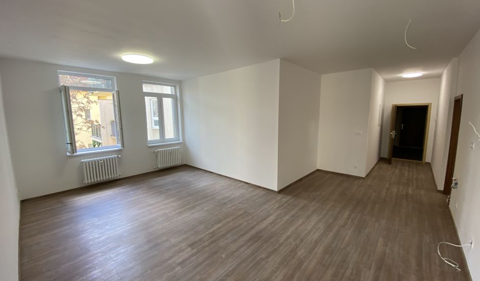 Predaj bytov v centre Bratislavy na Gunduličovej ulici. Predaj bytov v centre Bratislavy na Gunduličovej ulici.