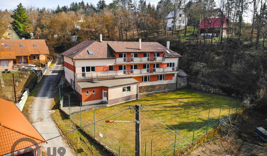 Predaj viacúčelovej nehnuteľnosti v meste Dudince. Predaj viacúčelovej nehnuteľnosti v meste Dudince.