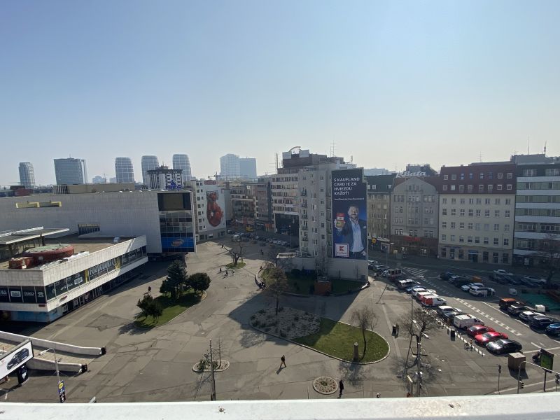 PREDAJ nebytové priestory na námestí SNP, Bratislava - Staré mesto