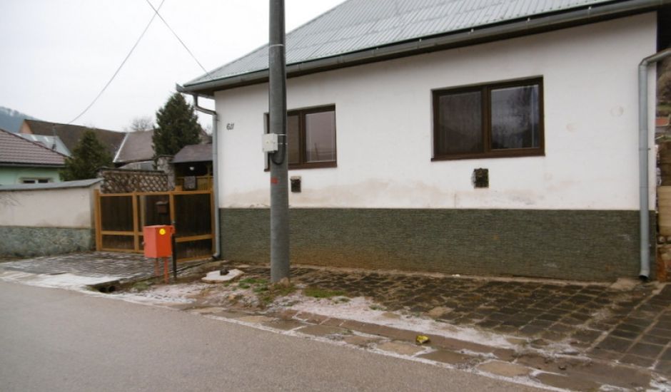 Dražba rodinného domu so súp. číslom 611 v Jelšave Dražba rodinného domu so súp. číslom 611 v Jelšave