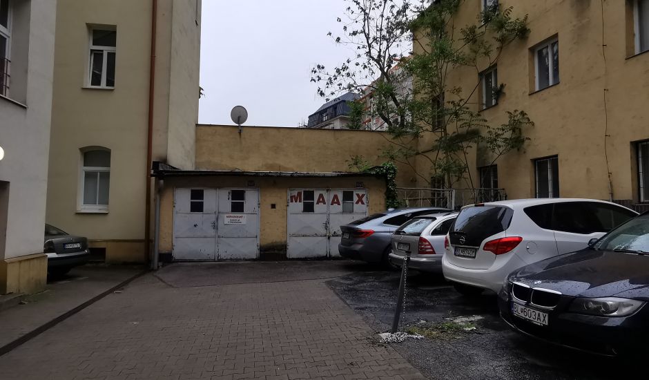 Pripravujeme dražbu 2 samostatne stojacích garáži v lokalite Bratislava - Staré Mesto Pripravujeme dražbu 2 samostatne stojacích garáži v lokalite Bratislava - Staré Mesto