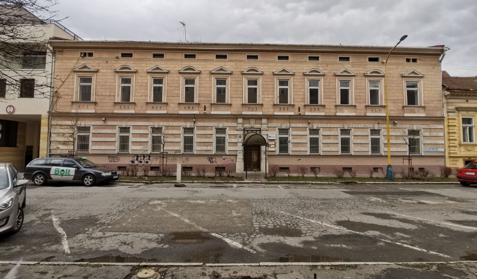 Pripravujeme dražbu administratívnej budovy v centrálnej historickej zóne Košíc Pripravujeme dražbu administratívnej budovy v centrálnej historickej zóne Košíc