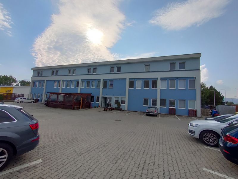 Predaj ubytovne s kompletným zariadením vrátane zmluvných vzťahov BA.