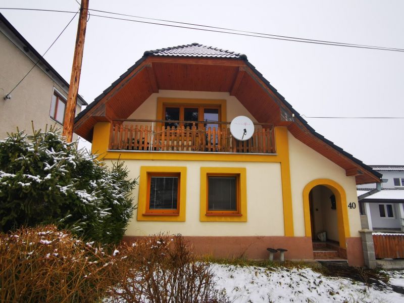 5-izbový rodinný dom s garážou v obci Babiná, pozemok 603 m2