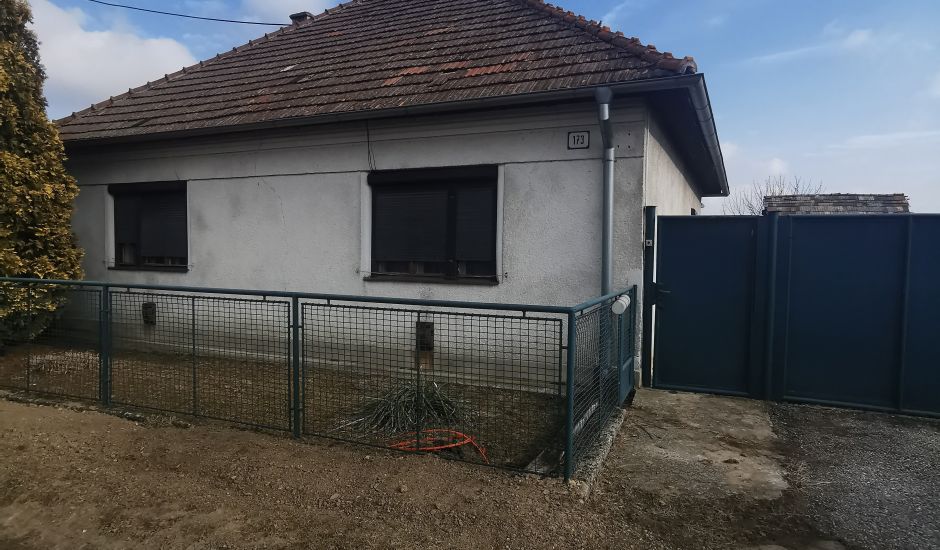 Pripravovaná dražba rodinného domu v obci Čab, okres Nitra