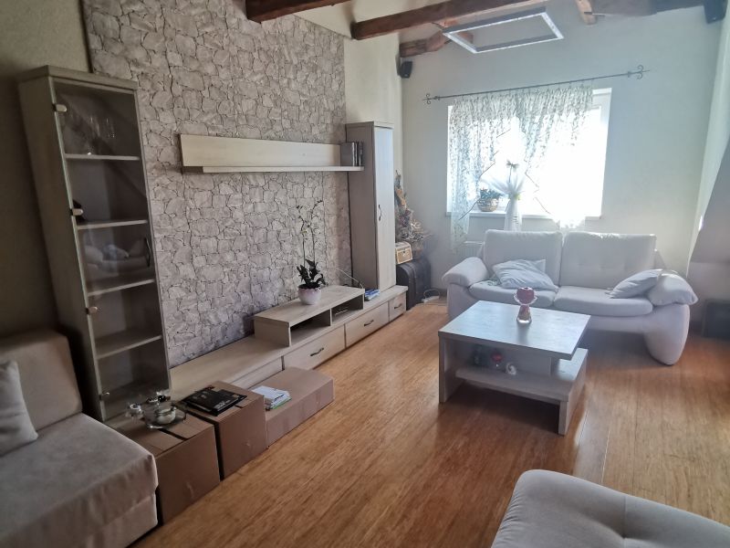 EXKLUZÍVNE v ponuke iba u nás!!! Predaj 2 generačného rodinného domu v obci Horné Lefantovce
