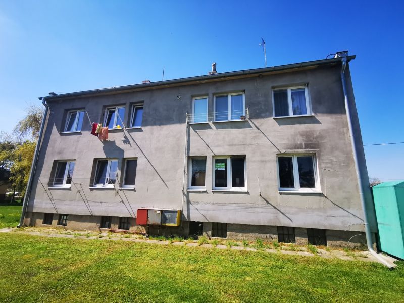 Zrekonštruovaný 2,5 izbový byt Tvrdomestice, 54 m2, 12km od Topoľčian