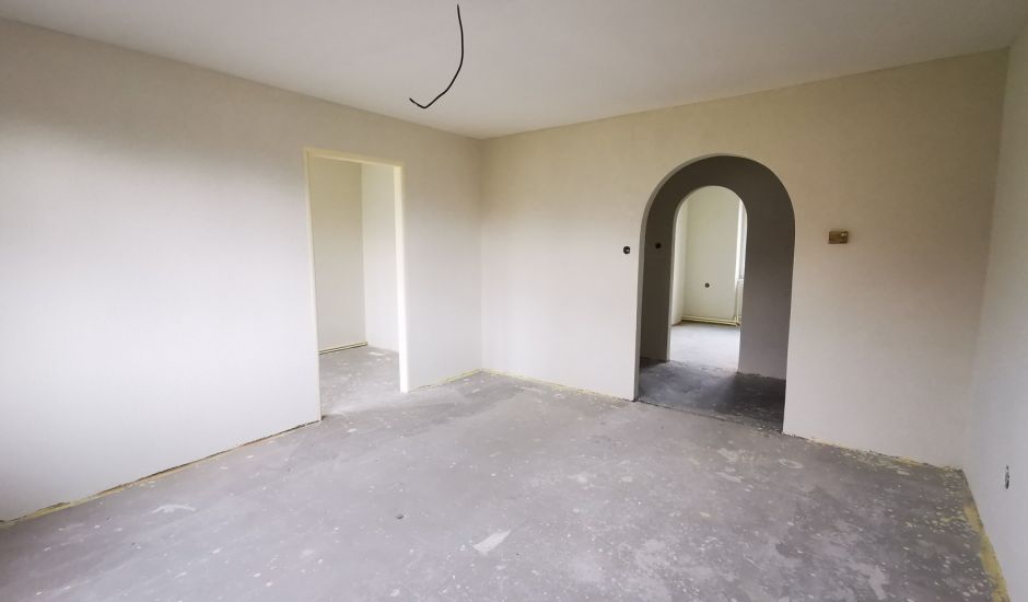Zrekonštruovaný 2,5 izbový byt Tvrdomestice, 54 m2, 12km od Topoľčian Zrekonštruovaný 2,5 izbový byt Tvrdomestice, 54 m2, 12km od Topoľčian