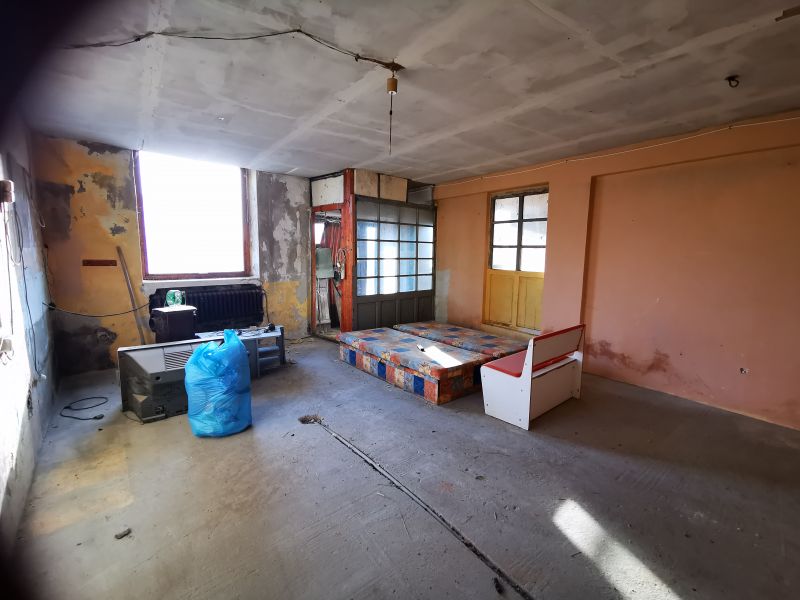Dražba rozostavaného rodinného domu v obci Kajal