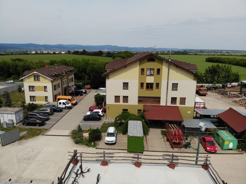 Predaj viacúčelového areálu v Bernolákove. 