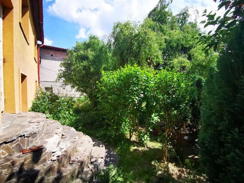 Rodinný dom s rozľahlým pozemkom 1 565 m2 v Lipníku len 7 km od Prievidze