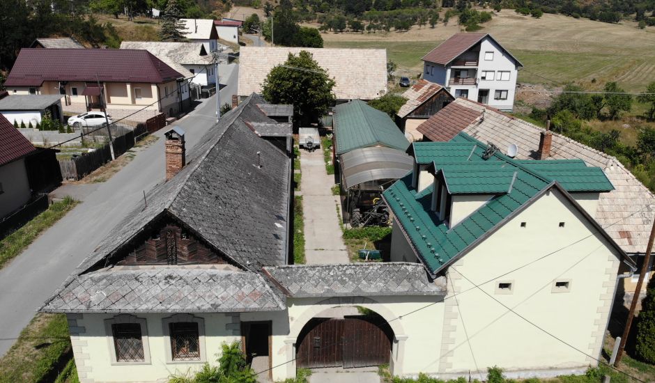 Predaj areálu v obci Devičie Predaj areálu v obci Devičie