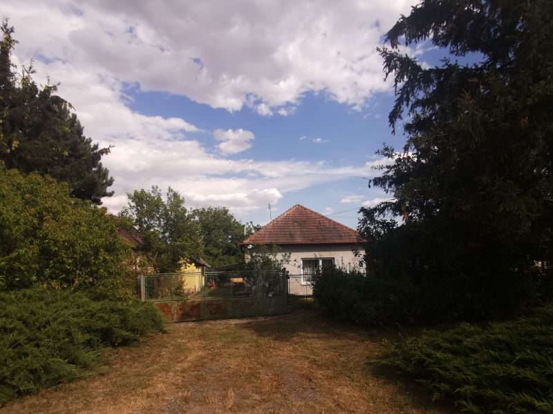 EXKLUZÍVNE v ponuke iba u nás!!! Predaj  rodinného domu v obci Pozba