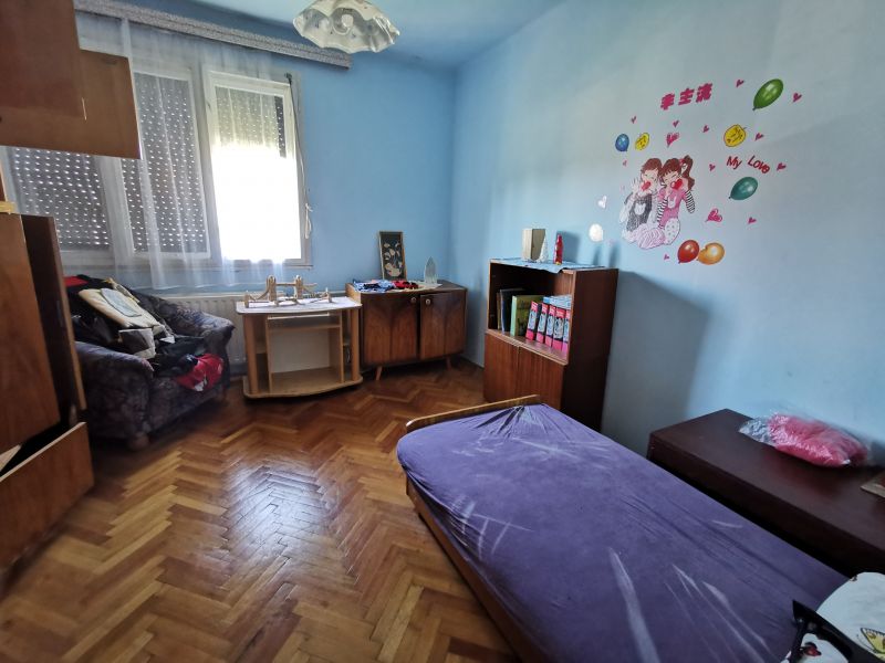 6 izbový rodinný dom v obci Karcsa