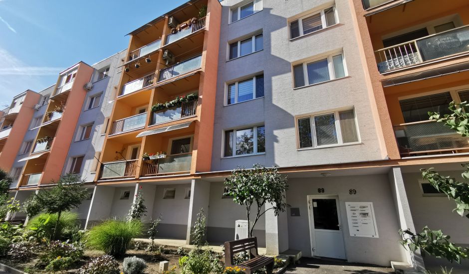 Jeden z najväčších 2.izbových bytov Jeden z najväčších 2.izbových bytov