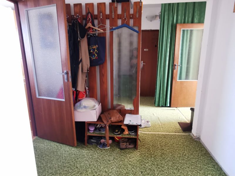 Exkluzívne iba u nás v ponuke! Rozľahlý slnečný 4 izbový bytík