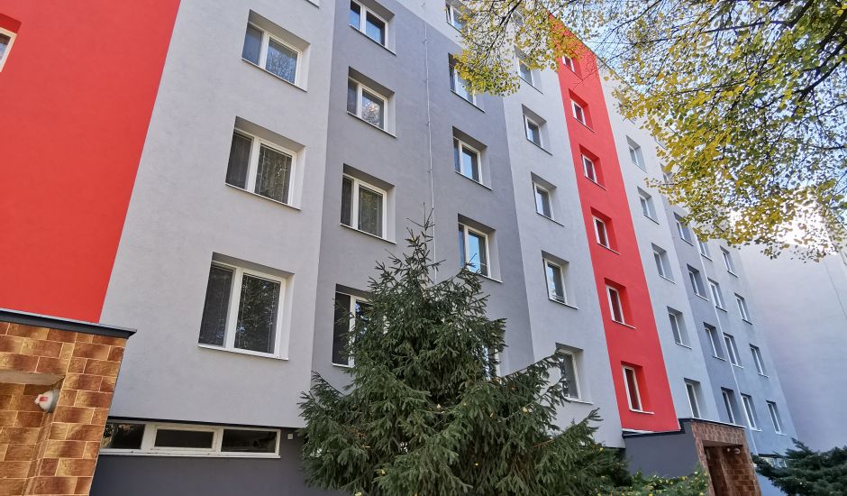 Exkluzívne iba u nás v ponuke! Rozľahlý slnečný 4 izbový bytík Exkluzívne iba u nás v ponuke! Rozľahlý slnečný 4 izbový bytík