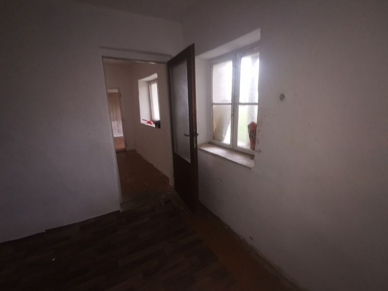 Predaj 4 izb. rodinného domu v obci Svodín