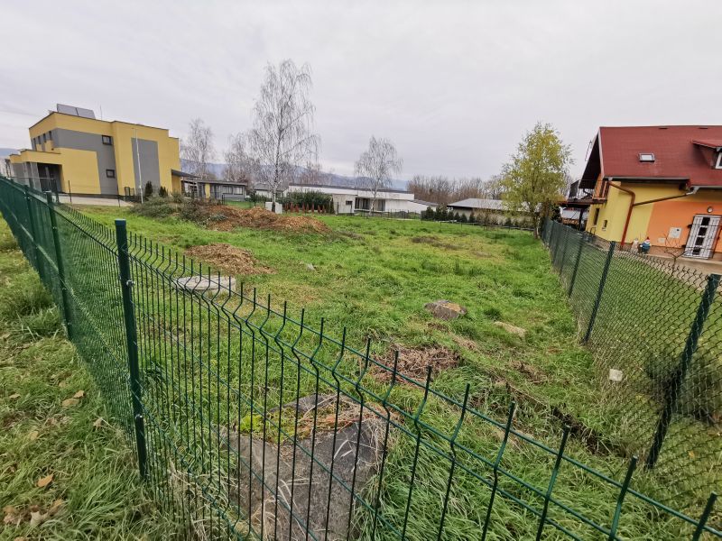 9á stavebný pozemok obec Vinné+ BONUS projektová dokumentácia na bungalov
