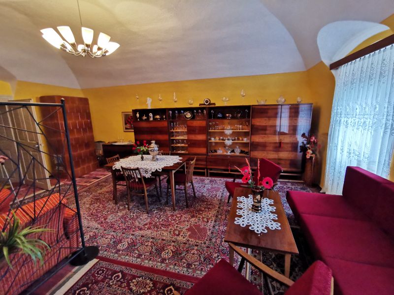 Lukratívna ponuka veľkého meštianskeho domu v centre Nálepkova s obrovským pozemkom 79á, vhodný na podnikanie