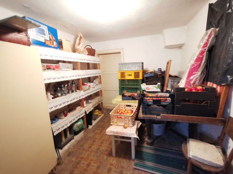 Lukratívna ponuka veľkého meštianskeho domu v centre Nálepkova s obrovským pozemkom 79á, vhodný na podnikanie