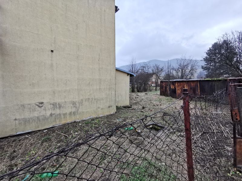 Exkluzívne ponúkame 2-poschodový rodinný dom v srdci obce Mníšek nad Hnilcom