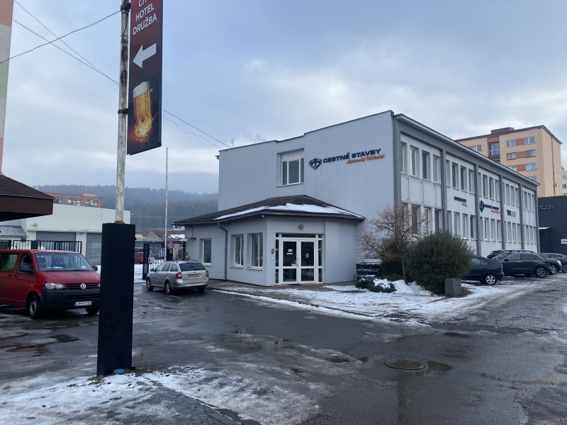 Dražba viacúčelového areálu v Liptovskom Mikuláši.