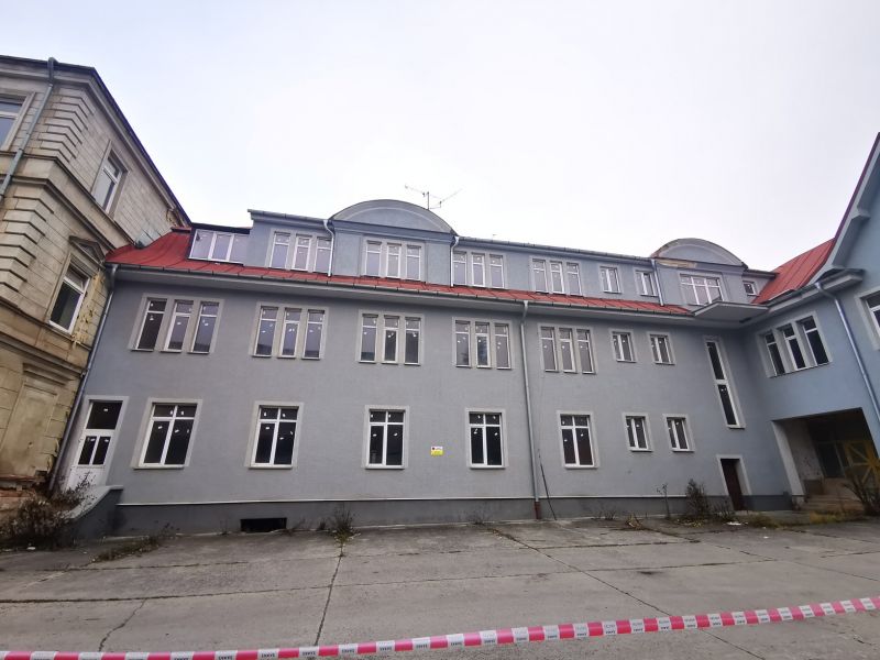 Administratívna budova v Ružomberku. 