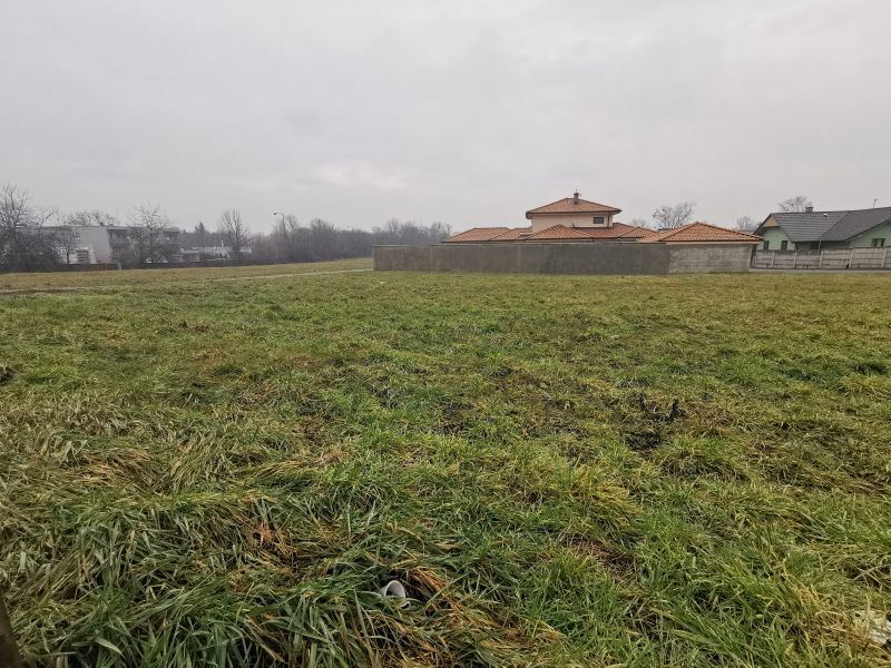 11á pozemok priamo v Michalovciach