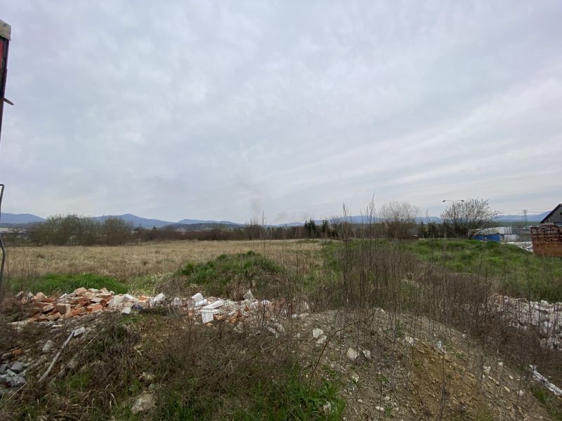 Predaj haly spolu s pozemkom pri Trenčíne 