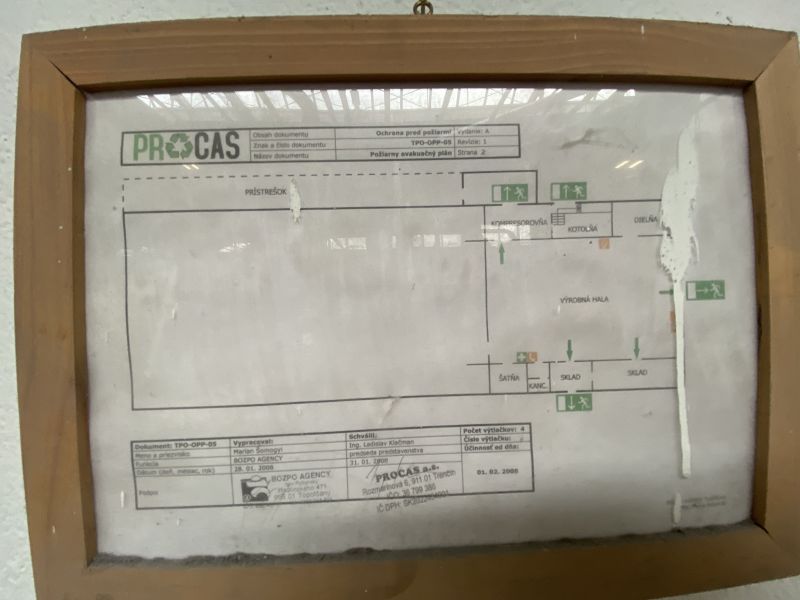 Predaj haly spolu s pozemkom pri Trenčíne 