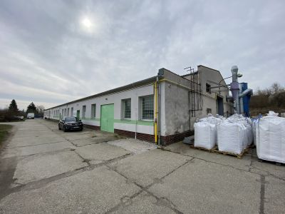 Predaj haly spolu s pozemkom pri Trenčíne 