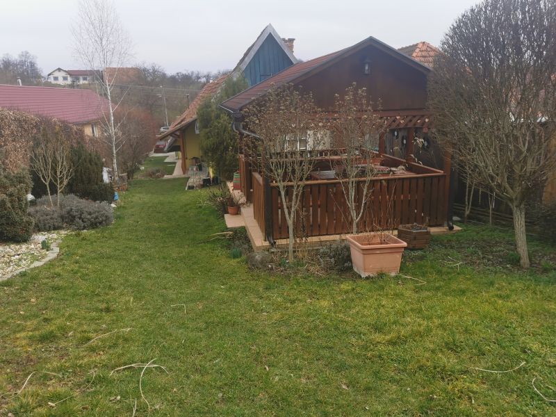 ZNÍŽENÁ CENA! EXKLUZÍVNE - Realitný predaj -  rodinný dom/komfortná chalupa