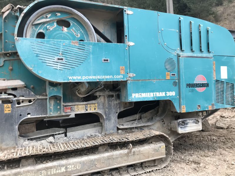Dražba Mobilného drviča POWERSCREEN PREMIERTRAK 300 