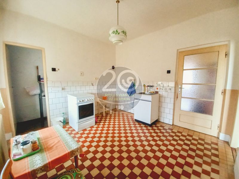 ZNÍŽENÁ CENA - Rodinný dom v obci Želovce