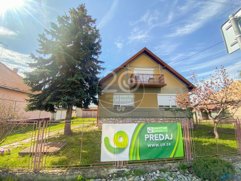 ZNÍŽENÁ CENA - Rodinný dom v obci Želovce