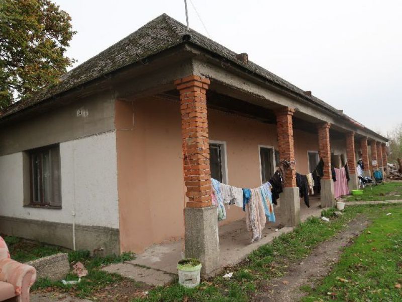 Dražba spoluvlastníckeho podielu na nehnuteľnostiach v Jelke