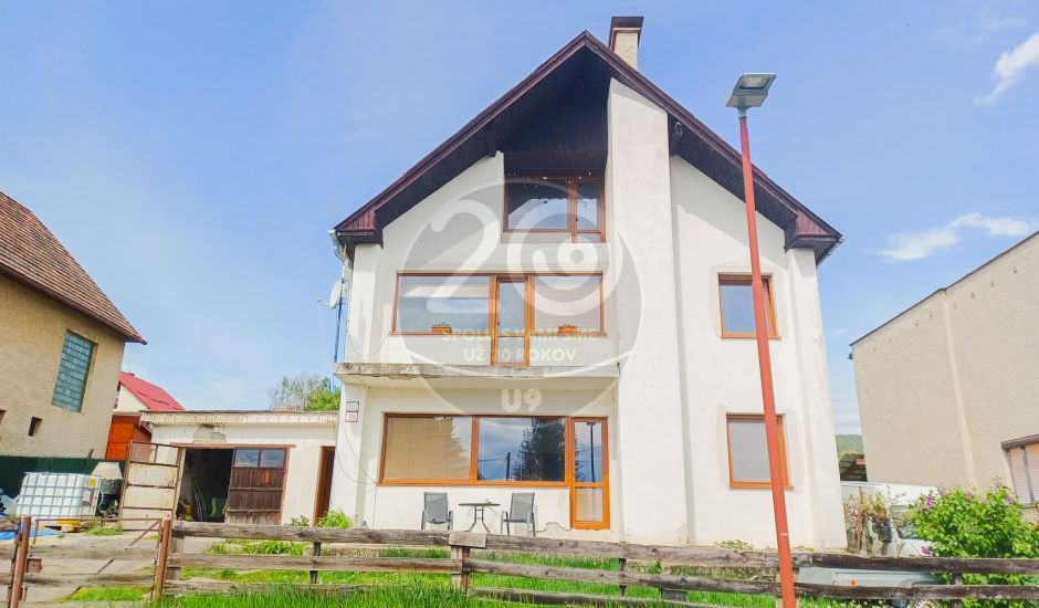 Rodinný dom priamo v meste Veľký Krtíš Rodinný dom priamo v meste Veľký Krtíš